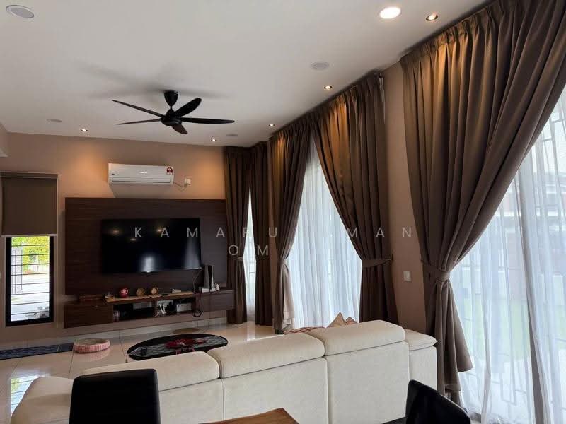 2-storey Terraced House for Sale in Elmina (Shah Alam) - Kamaruzaman Omar - Living Room - PropertyGuru.com.my