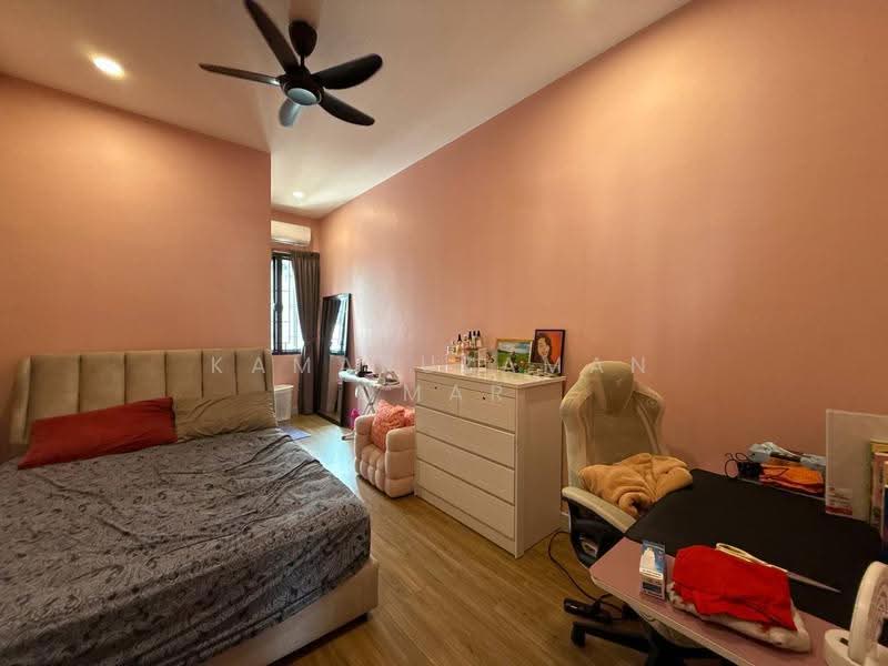 2-storey Terraced House for Sale in Elmina (Shah Alam) - Kamaruzaman Omar - Bedroom - PropertyGuru.com.my