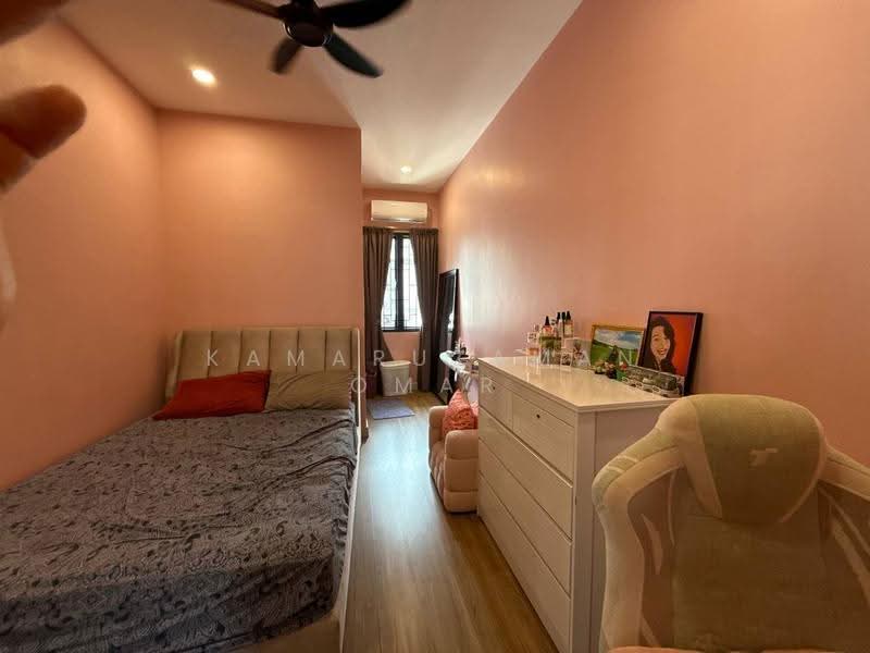 2-storey Terraced House for Sale in Elmina (Shah Alam) - Kamaruzaman Omar - Bedroom - PropertyGuru.com.my