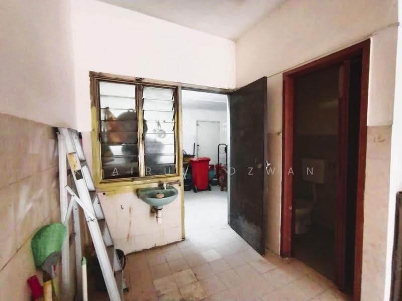 2-storey Terraced House for Sale in Senawang (Negeri Sembilan) - Khairul Idzwan - Interior - PropertyGuru.com.my