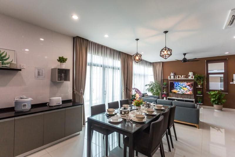Rumah Berkembar untuk Dijual di Batu Ferringhi (Penang) - Gary Khoo - Dining Room - PropertyGuru.com.my