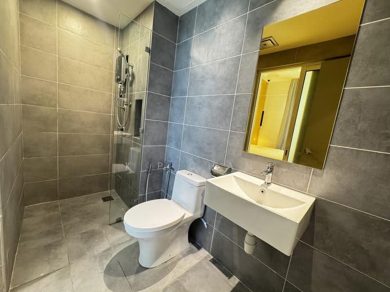 Kediaman Servis untuk Disewa di 121 Residences - K P Chan - Bathroom - PropertyGuru.com.my