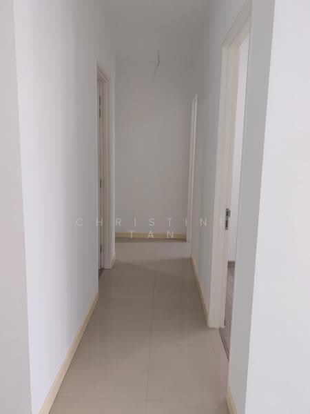 Condominium for Rent at Scenaria @ North Kiara Hills - Christine Tan - Corridor - PropertyGuru.com.my