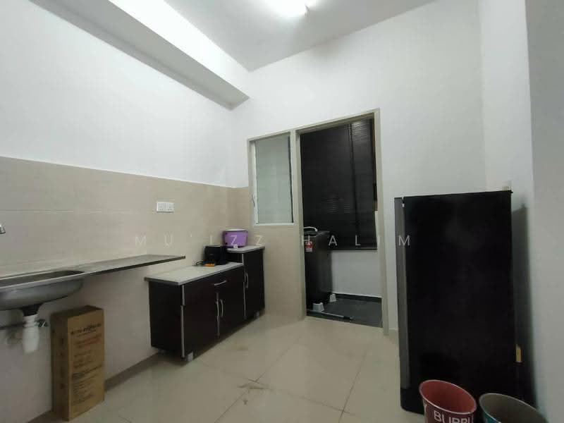 Kediaman Servis untuk Disewa di Sensory Residence @ Southville City - Mu'izz Halim - Kitchen - PropertyGuru.com.my