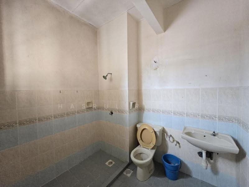 Rumah Teres 2-Tingkat untuk Dijual di Bandar Laguna Merbok (Sungai Petani) - Hasrul Rosli - Bathroom - PropertyGuru.com.my