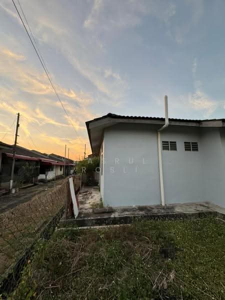 Rumah Teres 1-Tingkat untuk Dijual di Sungai Petani (Kedah) - Hasrul Rosli - Exterior - PropertyGuru.com.my