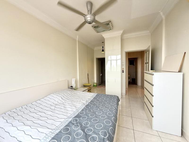 Condominium for Sale at Aseana Puteri - Peggy Lim - Bedroom - PropertyGuru.com.my