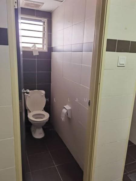 Office for Sale in Cyberjaya (Selangor) - HL Lau - Bathroom - PropertyGuru.com.my