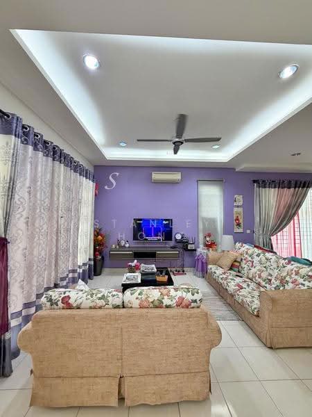 Rumah Teres 2-Tingkat untuk Dijual di Setia Indah (Setia Alam) - Stanley Hong - Living Room - PropertyGuru.com.my