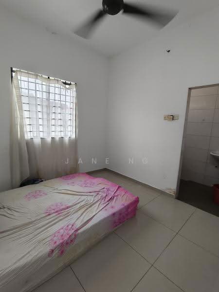 1-storey Terraced House for Sale in Taman Merak Jaya (Simpang Ampat) - Jane Ng - Bedroom - PropertyGuru.com.my