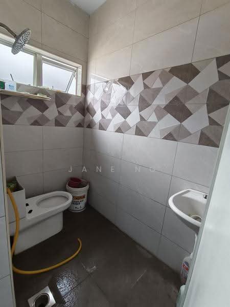 1-storey Terraced House for Sale in Taman Merak Jaya (Simpang Ampat) - Jane Ng - Bathroom - PropertyGuru.com.my