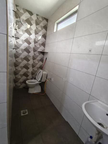 Rumah Teres 1-Tingkat untuk Dijual di Taman Merak Jaya (Simpang Ampat) - Jane Ng - Bathroom - PropertyGuru.com.my