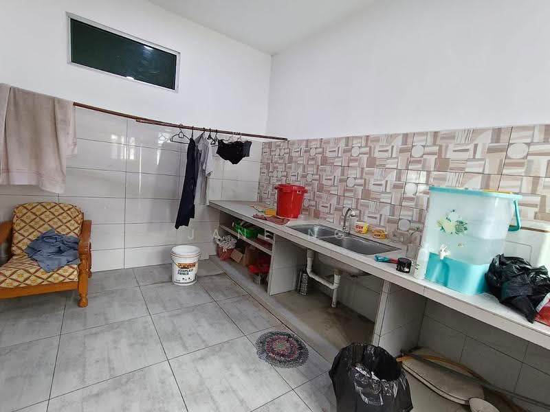 1-storey Terraced House for Sale in Taman Merak Jaya (Simpang Ampat) - Jane Ng - Kitchen - PropertyGuru.com.my