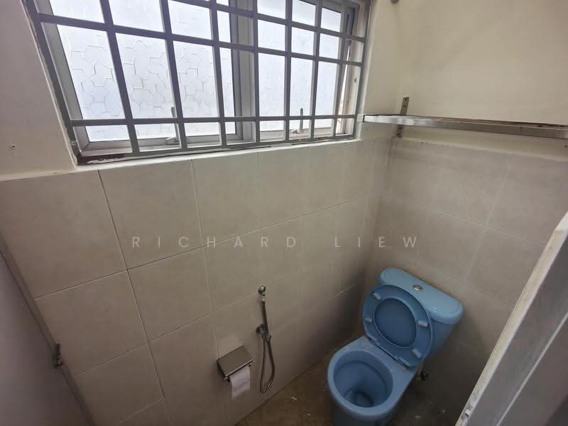 Rumah Teres 1-Tingkat untuk Disewa di Taman Paramount (Petaling Jaya) - Richard Liew - Bathroom - PropertyGuru.com.my