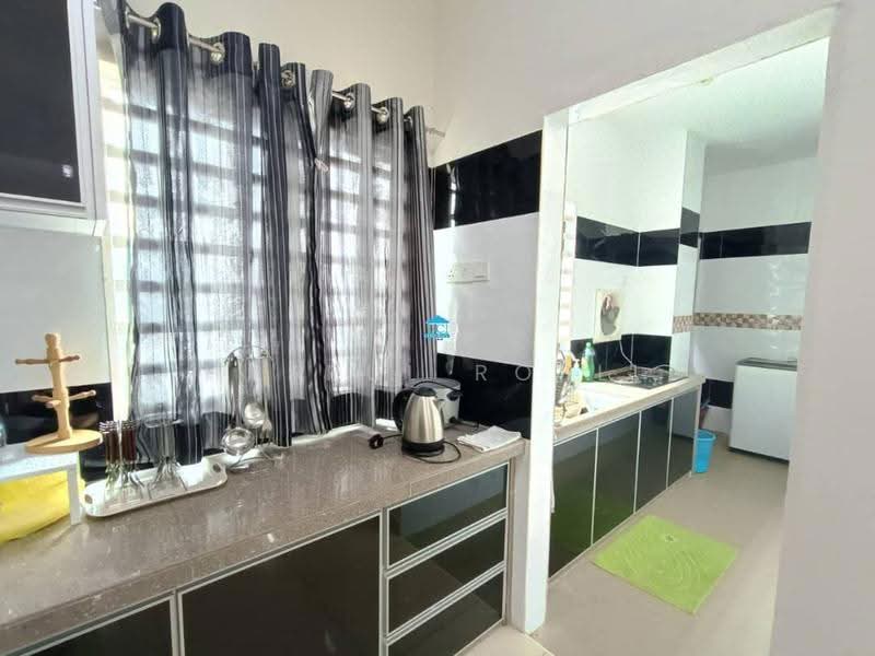 2-storey Terraced House for Sale in Tasek Gelugor (Penang) - Hasrul Rosli - Kitchen - PropertyGuru.com.my