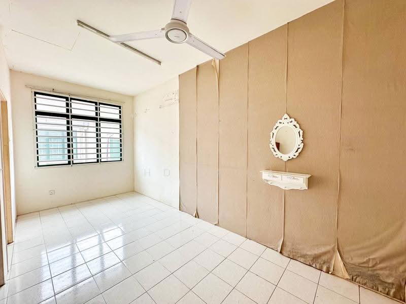 Rumah Teres 2-Tingkat untuk Dijual di Dengkil (Selangor) - Mohd Faizal - Interior - PropertyGuru.com.my