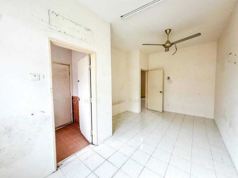 Rumah Teres 2-Tingkat untuk Dijual di Dengkil (Selangor) - Mohd Faizal - Interior - PropertyGuru.com.my