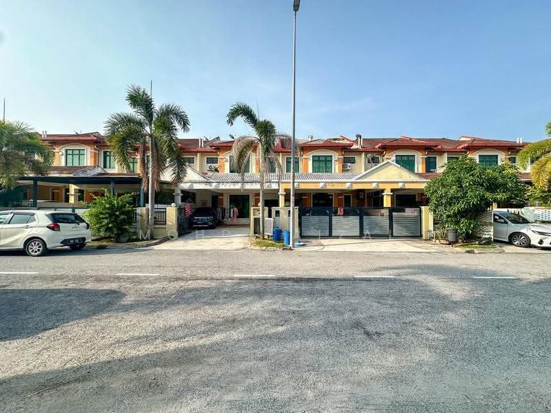 Rumah Teres 2-Tingkat untuk Dijual di Dengkil (Selangor) - Mohd Faizal - Exterior - PropertyGuru.com.my