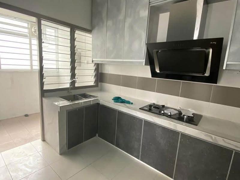 Apartment for Sale at Residensi Alam Damai (PR1MA @ Alam Damai) - Zahier Firza - Kitchen - PropertyGuru.com.my