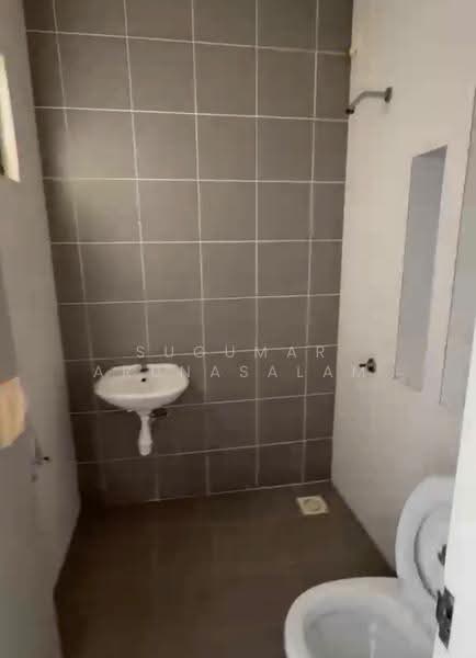 Semi-Detached House for Sale in Eco Grandeur (Puncak Alam) - Sugumar Arunasalam - Bathroom - PropertyGuru.com.my