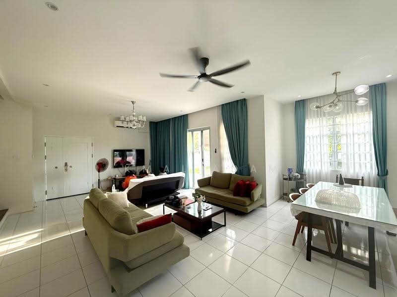Terraced House for Sale in Nilai (Negeri Sembilan) - Akmal Adam - Living Room - PropertyGuru.com.my
