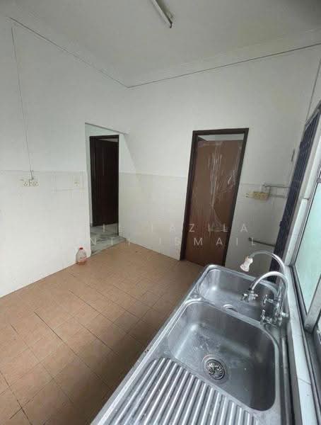 Rumah Teres untuk Dijual di Taman Pinggiran Usj (Subang Jaya) - Anil Fazila Binti Ismail - PropertyGuru.com.my
