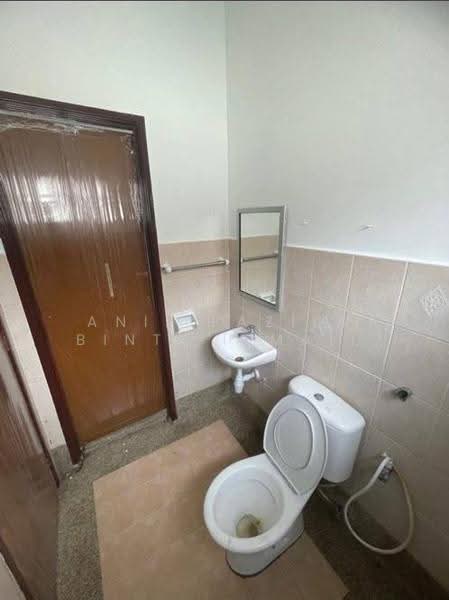 Rumah Teres untuk Dijual di Taman Pinggiran Usj (Subang Jaya) - Anil Fazila Binti Ismail - PropertyGuru.com.my