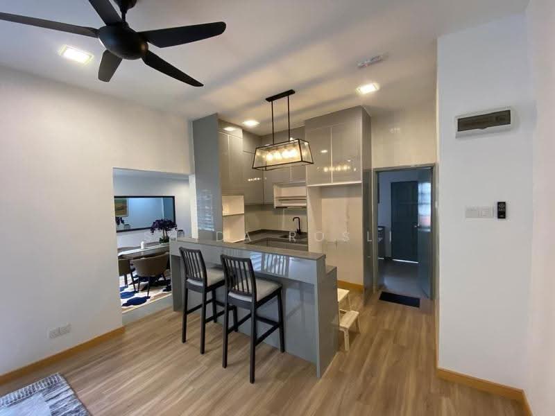 Rumah Teres 2.5-Tingkat untuk Dijual di Ampang (Selangor) - Shida Rosli - Kitchen - PropertyGuru.com.my