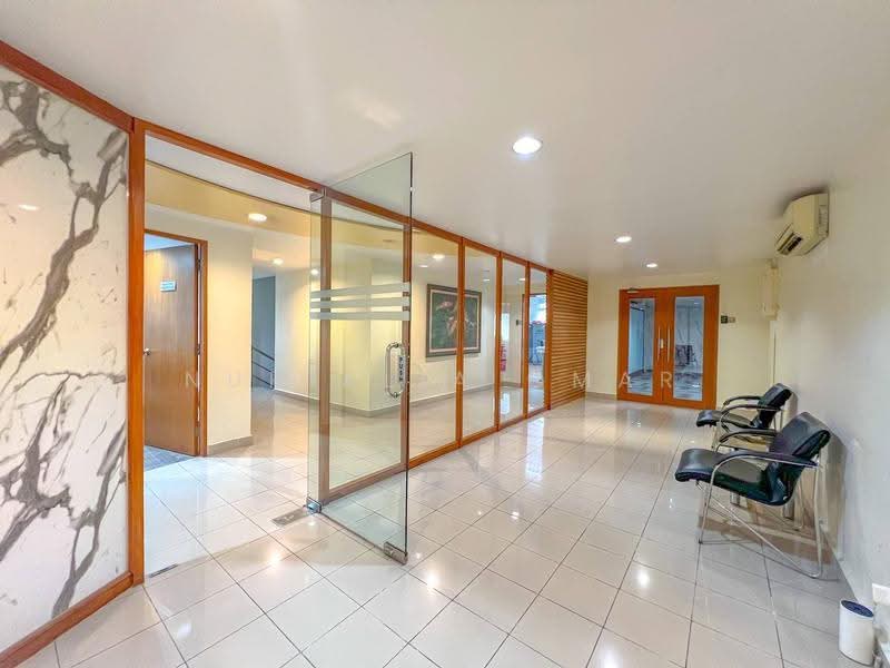 Kedai untuk Dijual di Shah Alam (Selangor) - Nur Alia Omar - Entrance - PropertyGuru.com.my