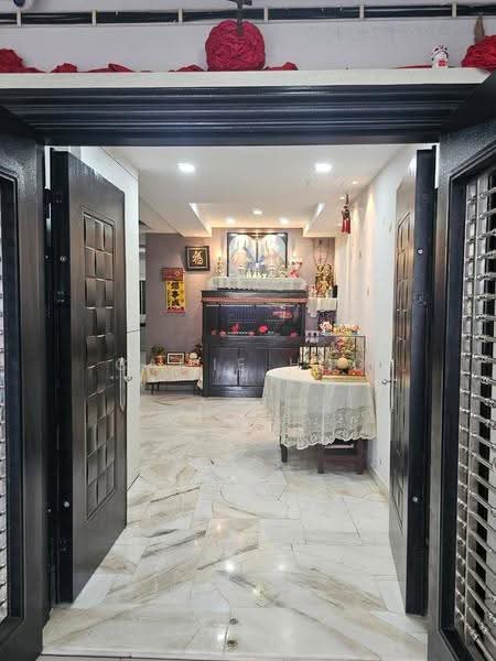 Terraced House for Sale in Bandar Puteri Klang (Klang) - Camie Hoo - Entrance - PropertyGuru.com.my