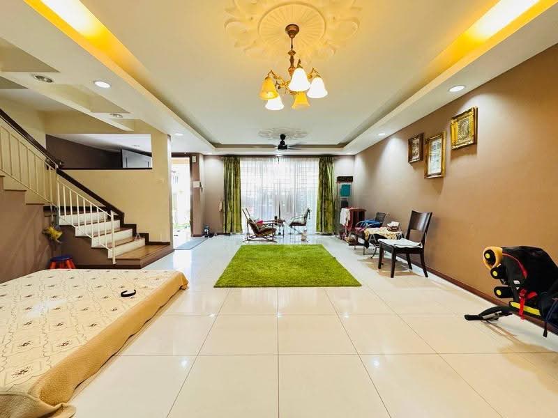 2-storey Terraced House for Sale in Seksyen U9 (Shah Alam) - Fauran Nawawi - Living Room - PropertyGuru.com.my