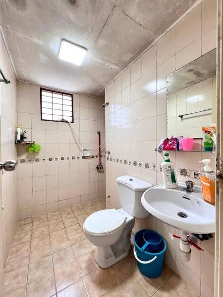 Condominium for Rent at Casa Puteri Condominium - Yasmin Sulaiman - Bathroom - PropertyGuru.com.my