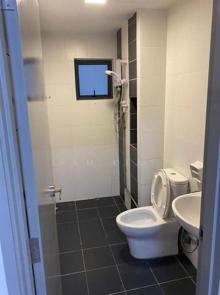 Pangsapuri untuk Disewa di Palm Garden Apartment - SAM KIAT - Bathroom - PropertyGuru.com.my