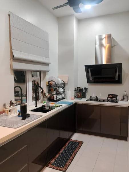 Rumah Teres untuk Dijual di Bandar Rinching (Semenyih) - Shida Rosli - Kitchen - PropertyGuru.com.my
