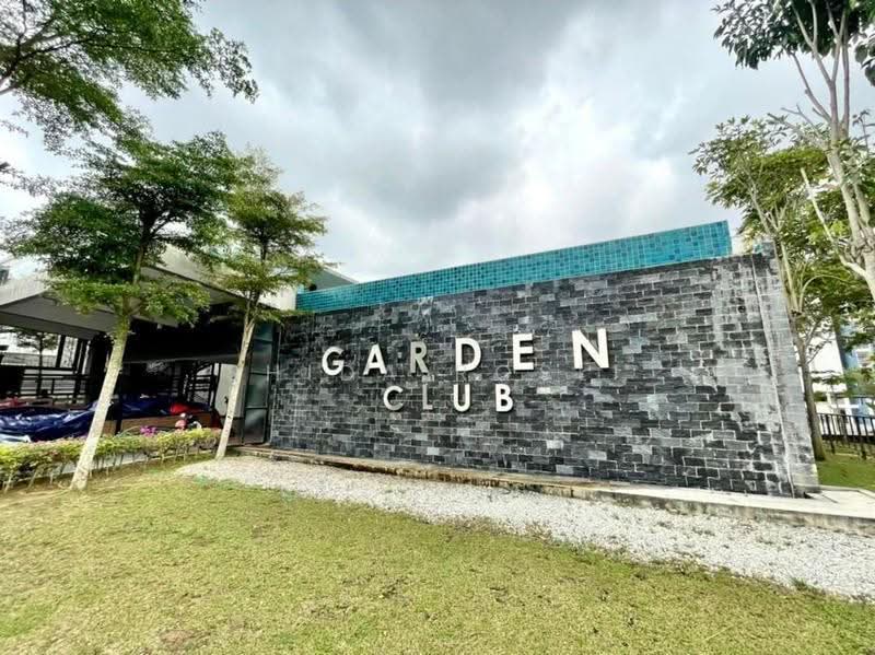 Rumah Teres untuk Dijual di Bandar Rinching (Semenyih) - Shida Rosli - Exterior - PropertyGuru.com.my