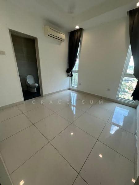 Pangsapuri untuk Dijual di Central Residence @ Sungai Besi - GRACE SUM - Bathroom - PropertyGuru.com.my