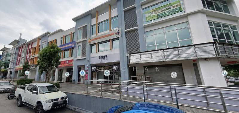 Shop / Office for Rent in Bandar Putra Permai (Seri Kembangan) - Jeff Chan - Exterior - PropertyGuru.com.my