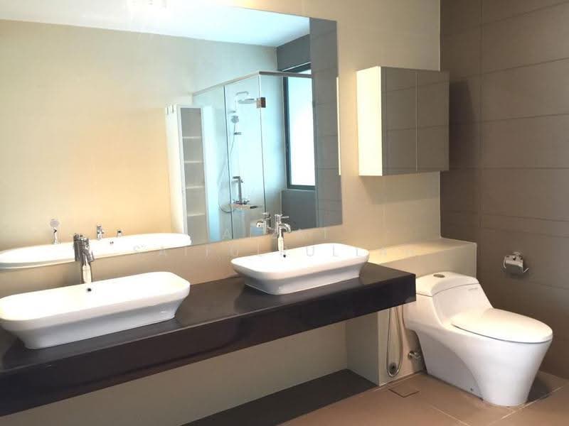 Semi-Detached House for Rent in Setia Eco Glades (Cyberjaya) - Aizat Saifulrullah - Bathroom - PropertyGuru.com.my