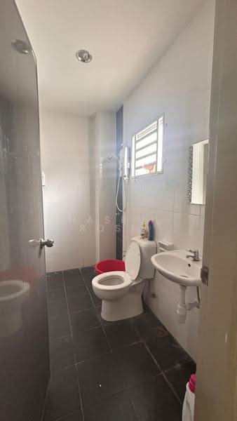 2-storey Terraced House for Sale in Bandar Putra Bertam (Kepala Batas) - Hasrul Rosli - Bathroom - PropertyGuru.com.my