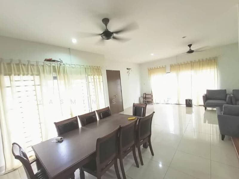 Rumah Berkembar untuk Dijual di Bandar Baru Bangi (Selangor) - Yasmin Sulaiman - Dining Room - PropertyGuru.com.my