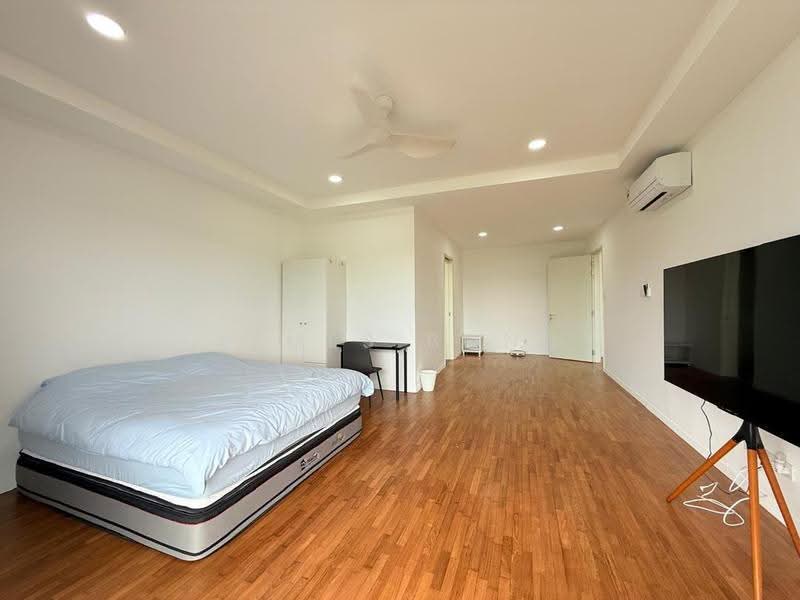 Kondominium untuk Dijual di Residensi Ledang - James Bong - Bedroom - PropertyGuru.com.my