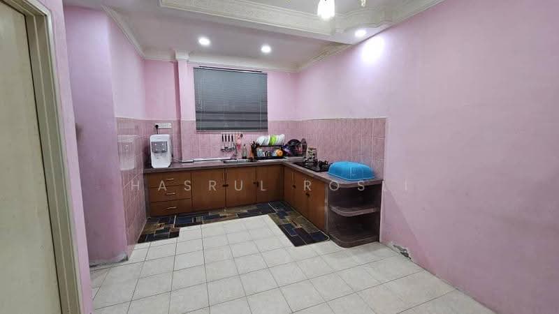 2-storey Terraced House for Sale in Bandar Putra Bertam (Kepala Batas) - Hasrul Rosli - Kitchen - PropertyGuru.com.my