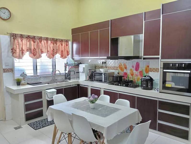 2-storey Terraced House for Sale in D'Kayangan (Shah Alam) - Rafedah Binti Abdul Aziz - Kitchen - PropertyGuru.com.my