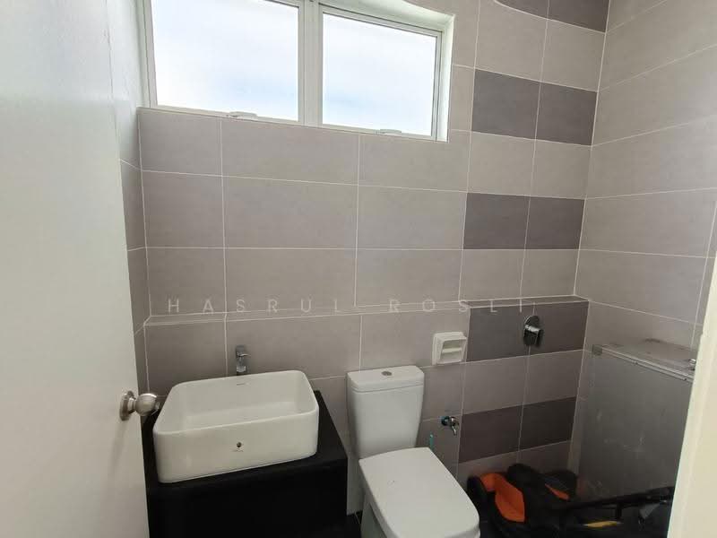 Bungalow House untuk Dijual di Kepala Batas (Penang) - Hasrul Rosli - Bathroom - PropertyGuru.com.my