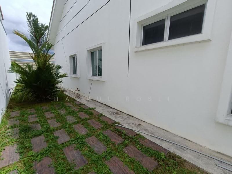 Bungalow House untuk Dijual di Kepala Batas (Penang) - Hasrul Rosli - Exterior - PropertyGuru.com.my
