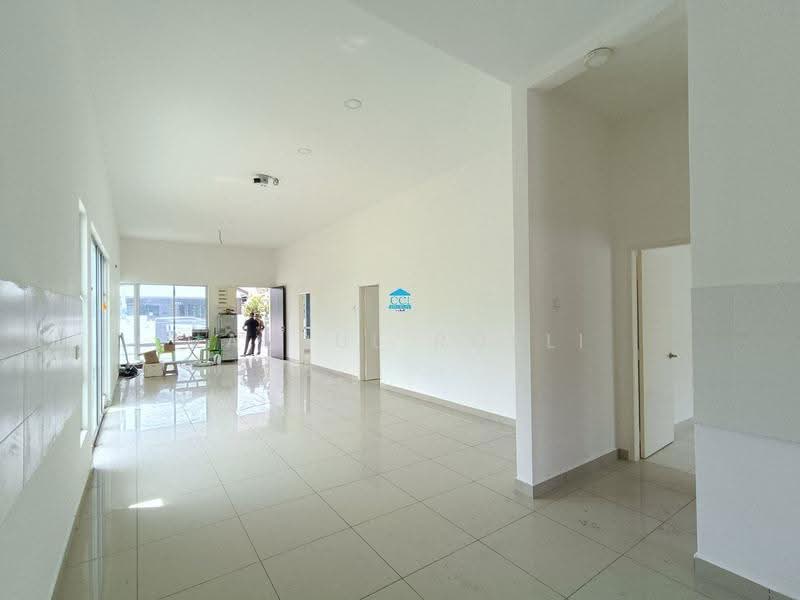 Bungalow House untuk Dijual di Kepala Batas (Penang) - Hasrul Rosli - Living Room - PropertyGuru.com.my