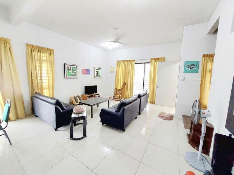 2-storey Terraced House for Sale in Seremban (Negeri Sembilan) - Yasmin Sulaiman - Living Room - PropertyGuru.com.my