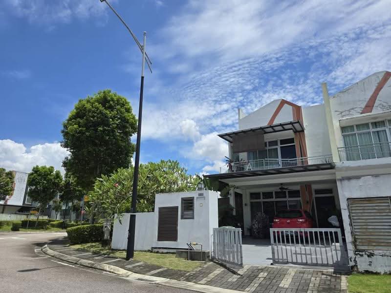 2-storey Terraced House for Sale in Taman Mount Austin (Tebrau) - John Sia - Exterior - PropertyGuru.com.my