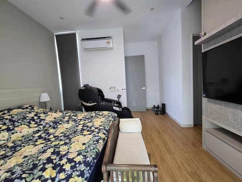 2-storey Terraced House for Sale in Taman Mount Austin (Tebrau) - John Sia - Bedroom - PropertyGuru.com.my
