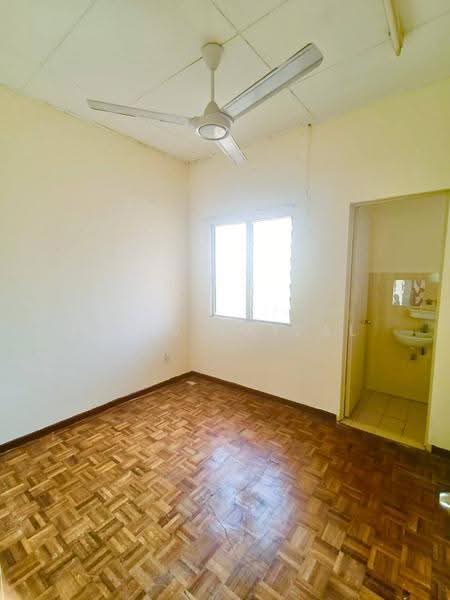2-storey Terraced House for Sale in Bandar Baru Bangi (Selangor) - Mohd Faizal - Bedroom - PropertyGuru.com.my